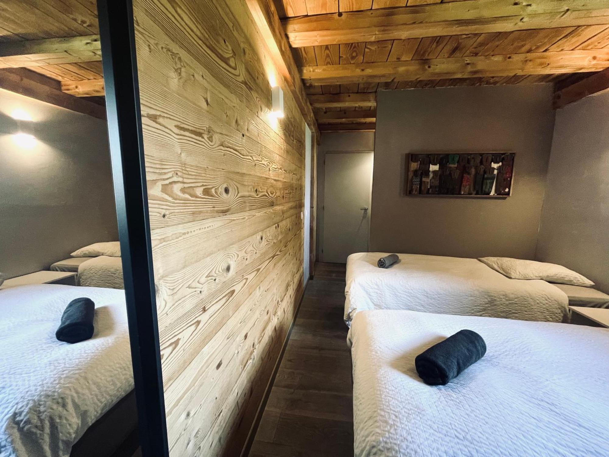 Chalet Le Petit Nicolas, Jacuzzi, Vue Mont Blanc Chamonix Mont Blanc Exterior foto