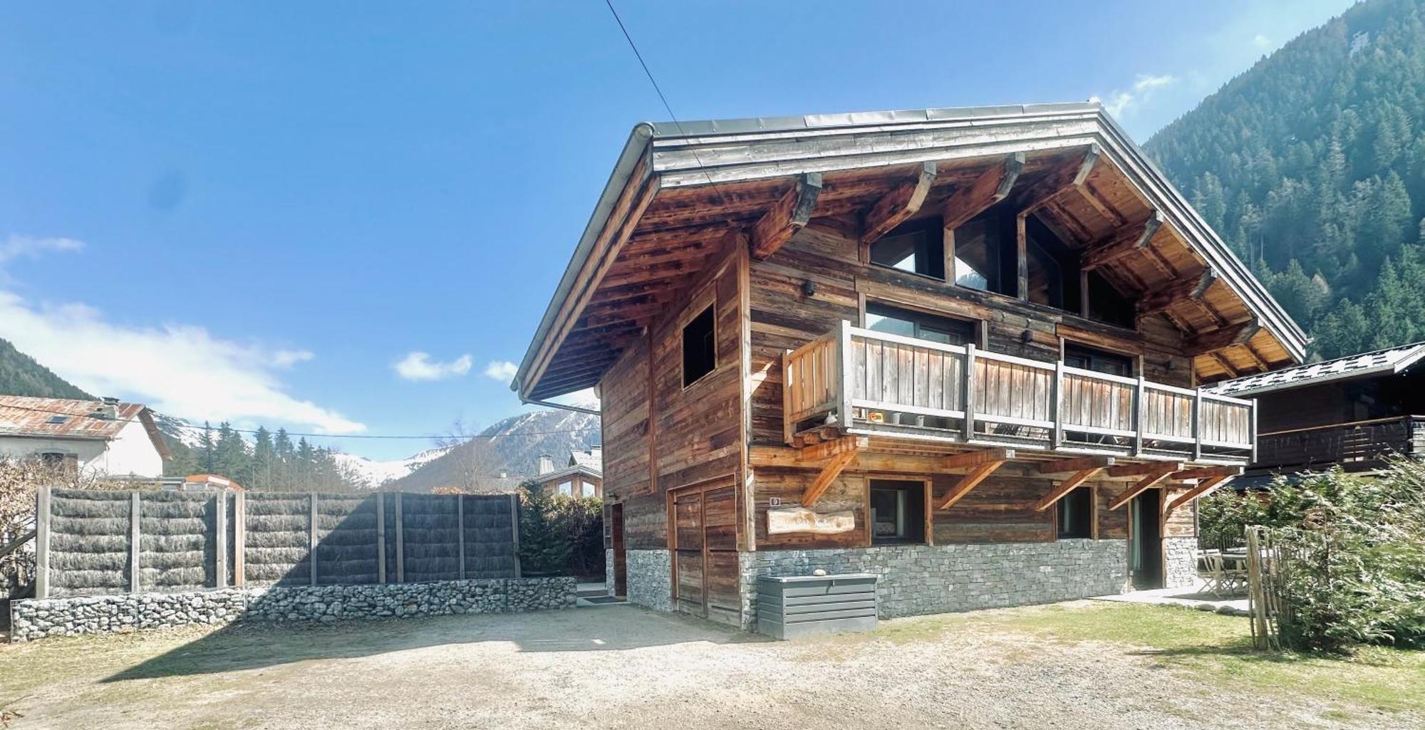 Chalet Le Petit Nicolas, Jacuzzi, Vue Mont Blanc Chamonix Mont Blanc Exterior foto
